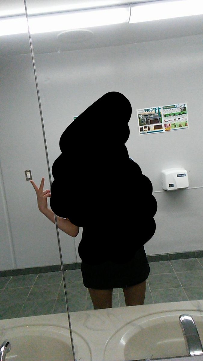 continmouth's tweet photo. old bodychecks from many years ago, I need to look like this again 😭😭😭😭 https://t.co/NUlNQaDdto
