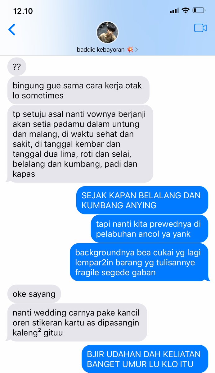 ubinkaru's tweet photo. baddie kebayoran x jamet priok
; jjyuod few tweets au

sedikit tentang masa depan yang aneh di akhir bulan bangga https://t.co/lBWSI4s06h