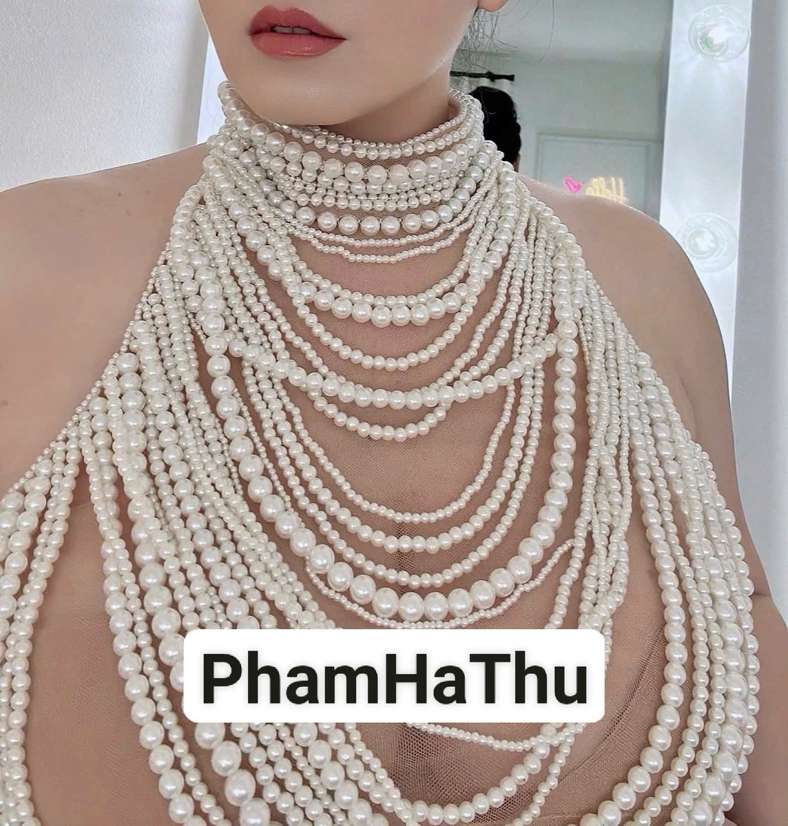 Thupham39's tweet photo. 33 tuổi chồng chê

Em nào giúp không nungqua https://t.co/LqvXPYAwG3