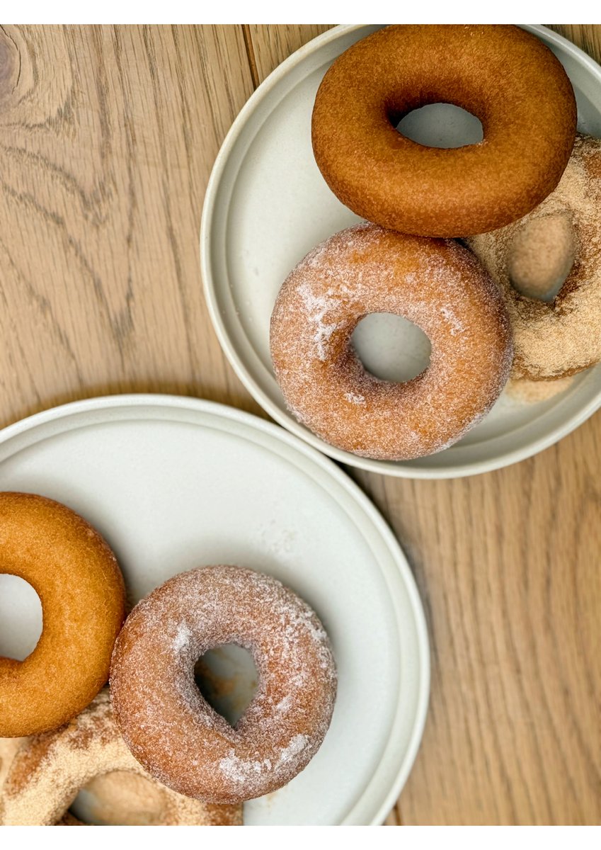 oricon's tweet photo. サッカー日本代表・堂安律プロデュース
ドーナツ専門店、大阪に期間限定登場🍩
⠀
「y/OU donut」（ユードーナツ）
7/1(水)～7/7(火) 大阪・大丸梅田店
https://t.co/iVUbJXyd1l
⠀
#堂安律 https://t.co/gCeUeNGPhw