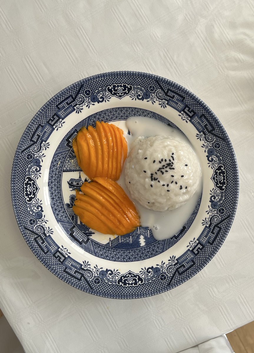 kidasnow's tweet photo. when the perfume’s so good you have to make it in edible form… https://t.co/sFXVlqrYCY