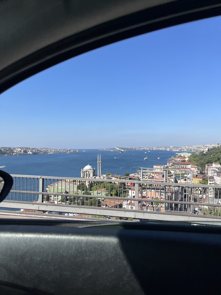 ofthesakeu's tweet photo. bugün ne güzel bir gün https://t.co/nfws7PTGWZ