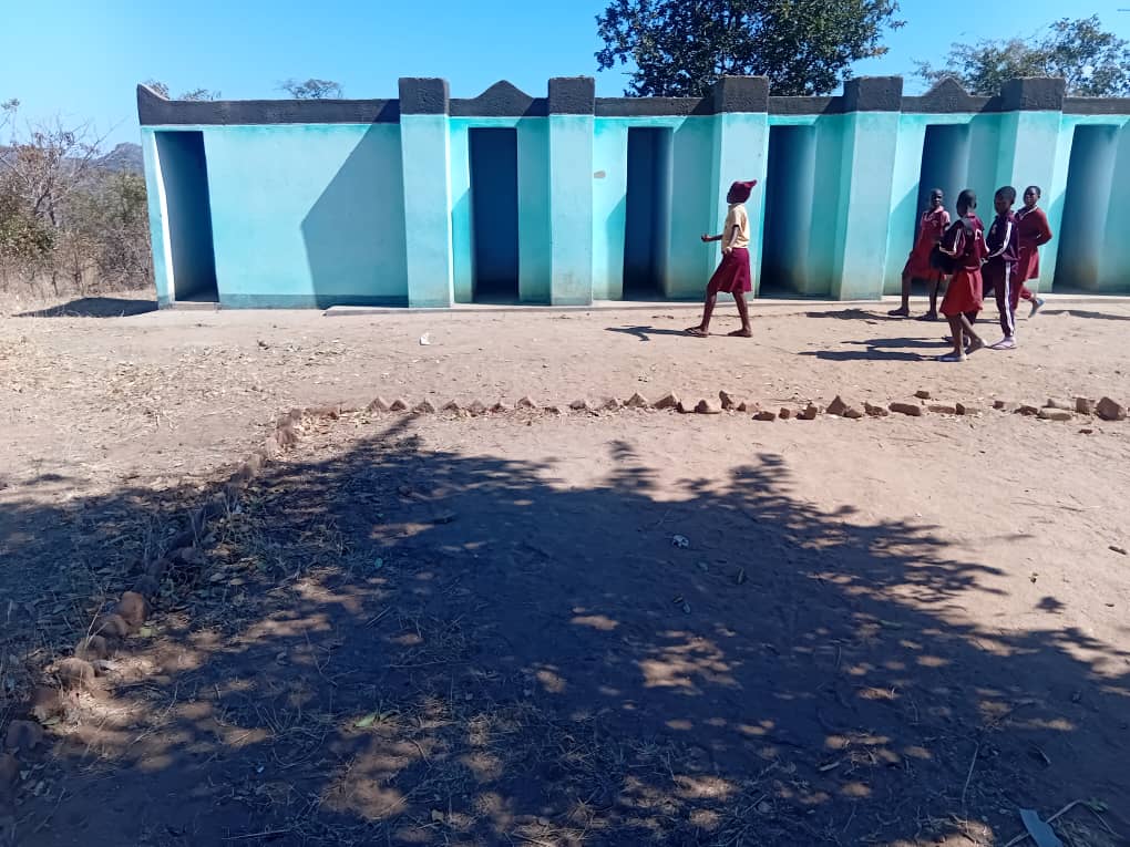 UNICEFZIMBABWE's tweet photo. Zimbabwe has made remarkable progress for children through education, immunisation, clean water, sanitation and protection services. But these gains are under pressure. The #OneStep Campaign calls on all of us to take action to protect and build on this progress. #ForEveryChild https://t.co/ZgQWGh6vhi