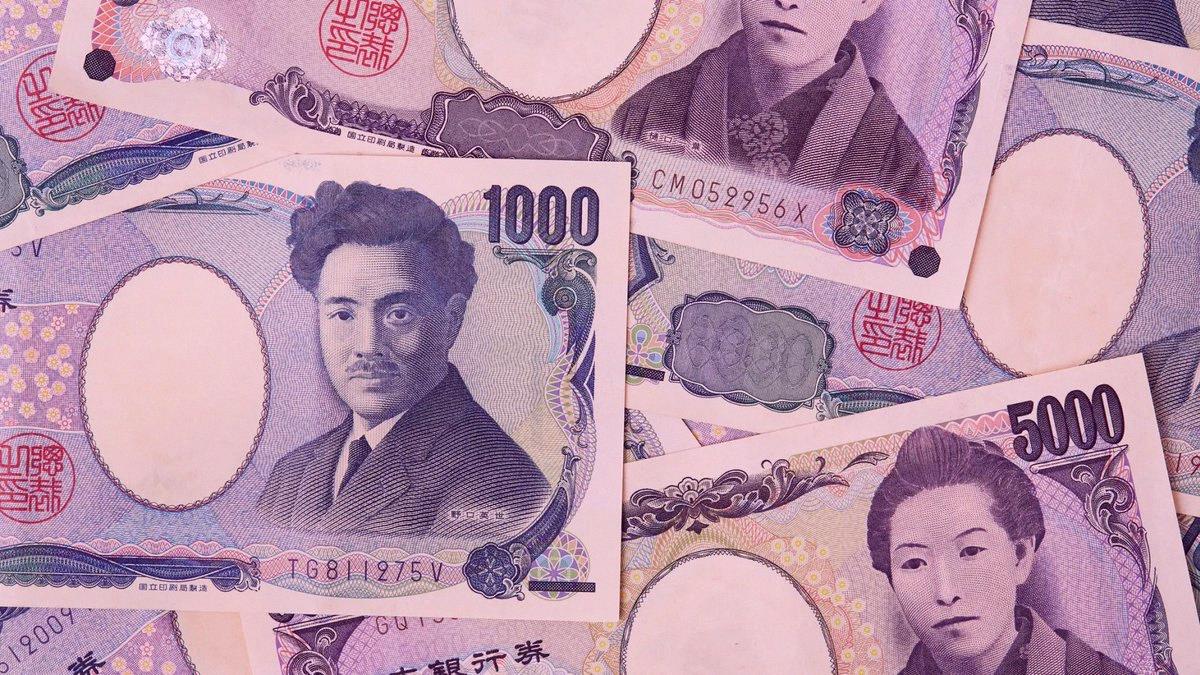 madooon29's tweet photo. 円安が進んで、なんと1986年以来のドル安水準を記録したみたい📉 米ドルに対してめっちゃ弱くなってるらしい… https://t.co/DUo9nn9Bvb