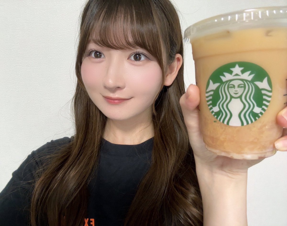 ピーチティーハマりすぎて毎日飲んでる🍑