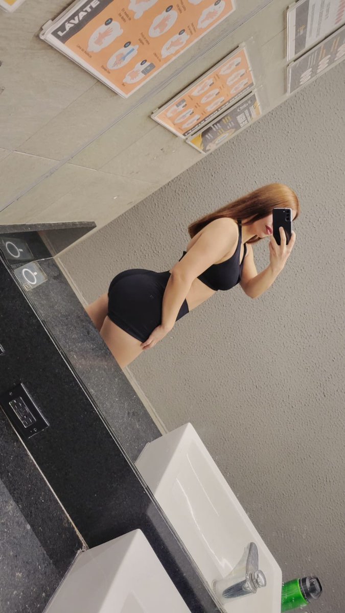 loveNatalys's tweet photo. Terminamos de entrenar✨️ https://t.co/jDnHXtIWts