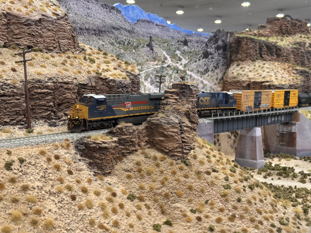 uemxqqwerd's tweet photo. 今日は素晴らしい鉄道模型の展示をいくつか見ました。 https://t.co/5TCDpujoFH