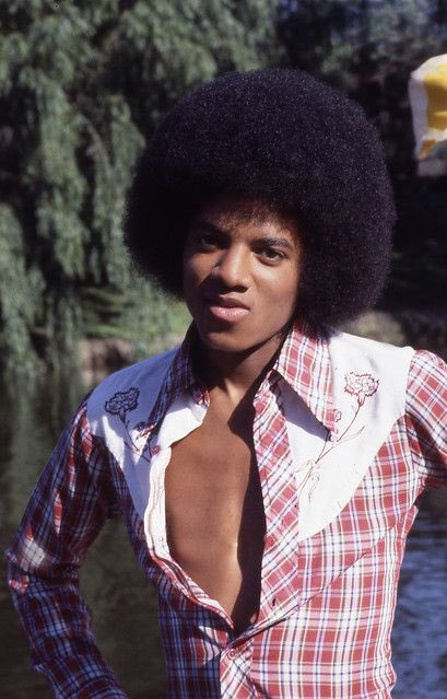 thrillersstar's tweet photo. "I'm a black American. I'm proud to be a black American. I am proud of my race. I am proud of who I am. I have a lot of pride in who I am and dignity.." 

-Michael Jackson 
(The 1993 Oprah Winfrey Interview
Timestamp: 24:11) https://t.co/k9GhEQyQqL