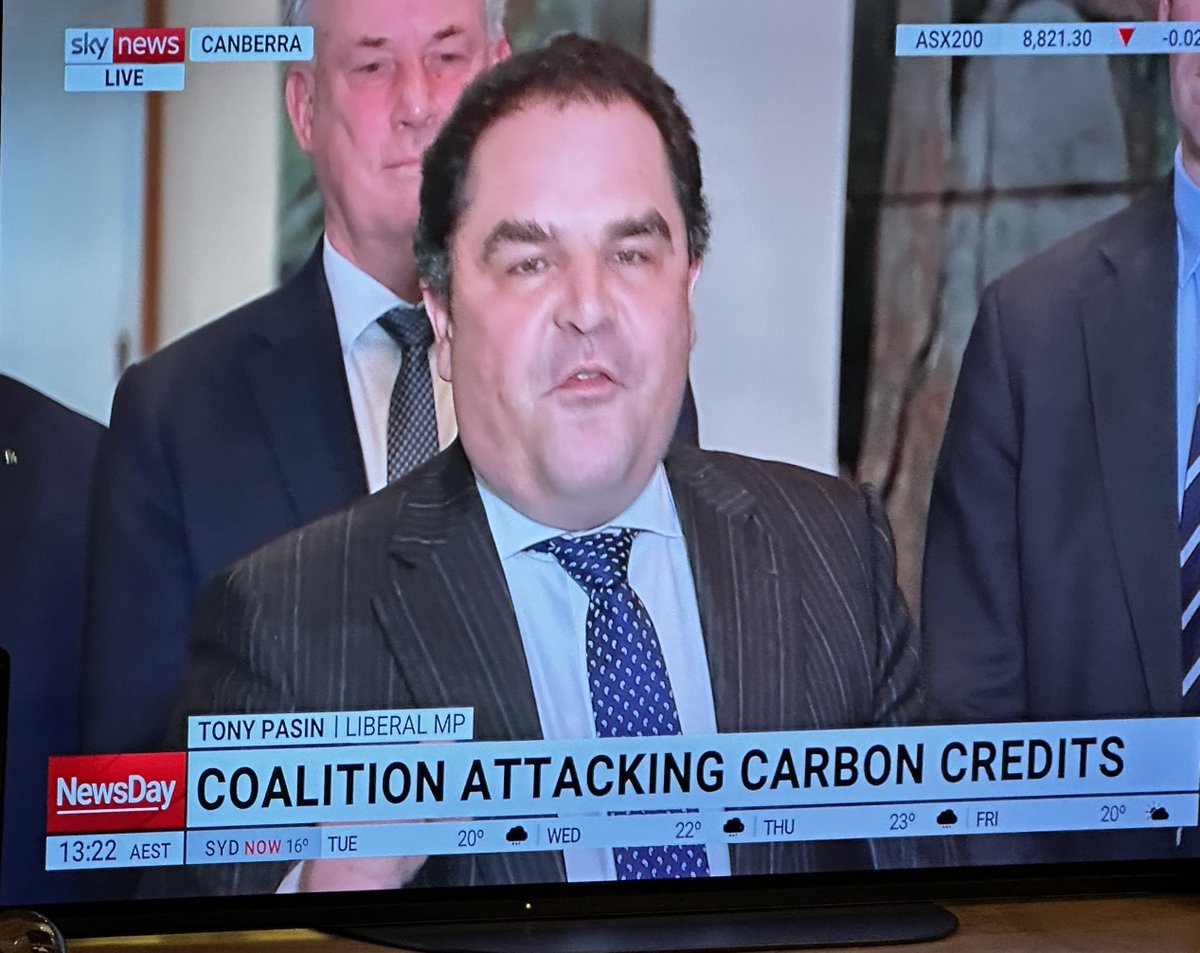 2020digging's tweet photo. The tired rant “I’m in this parl’t to defeat the Labor party…” is wearing thin. 
How about coming up with solid policies? Oh, that’s right, they don’t have any! https://t.co/SJHYN9zhbt