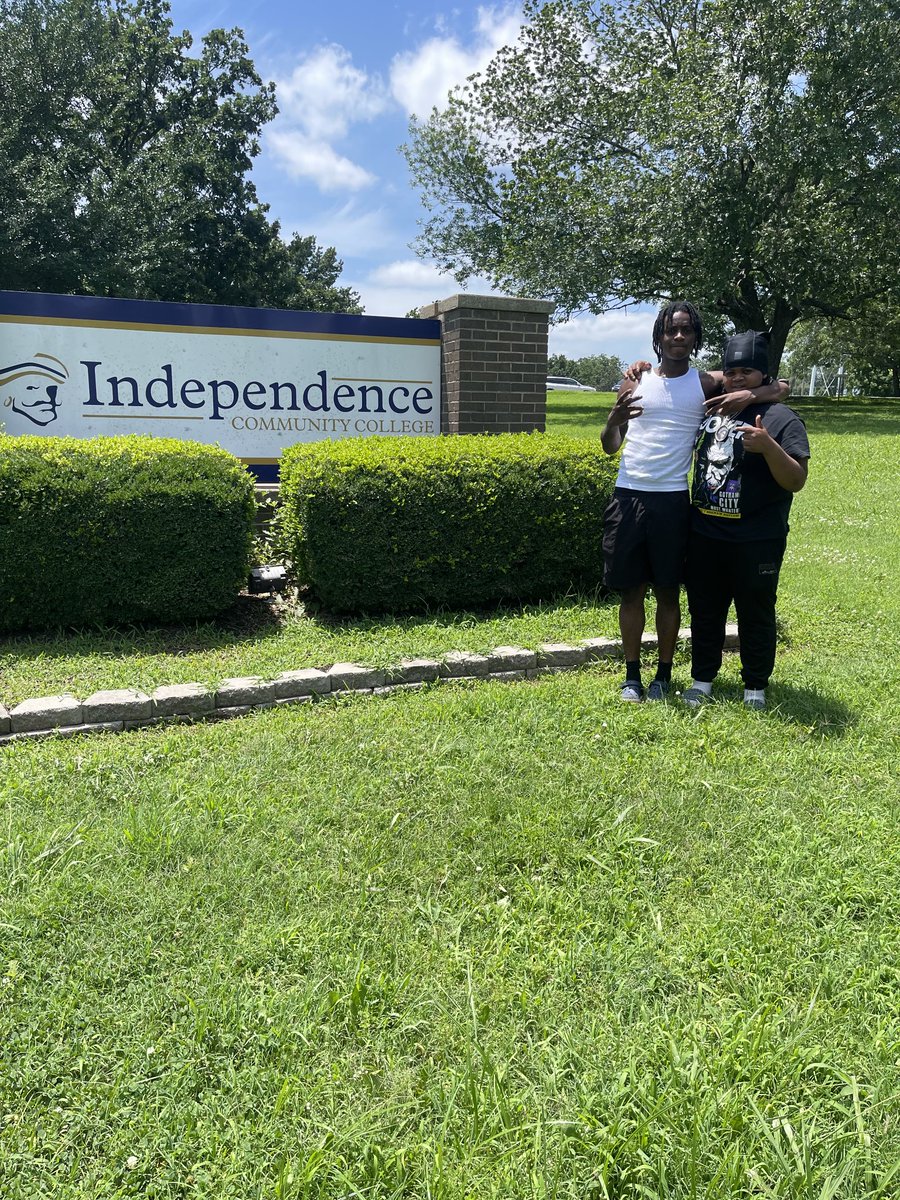 JrVasser16's tweet photo. Independence Community College  I appreciate you for the opportunity. Arkansas unrated on the rises. To be continued... LET GO PIRATES!!! https://t.co/tKWrR8ilVJ