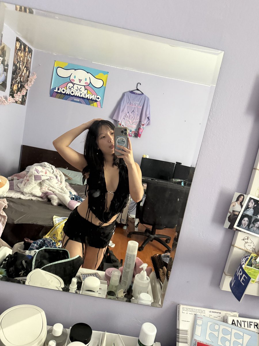 brath4n's tweet photo. new rave outfit funded by ur wallet <3 https://t.co/0I8t0DNWm3