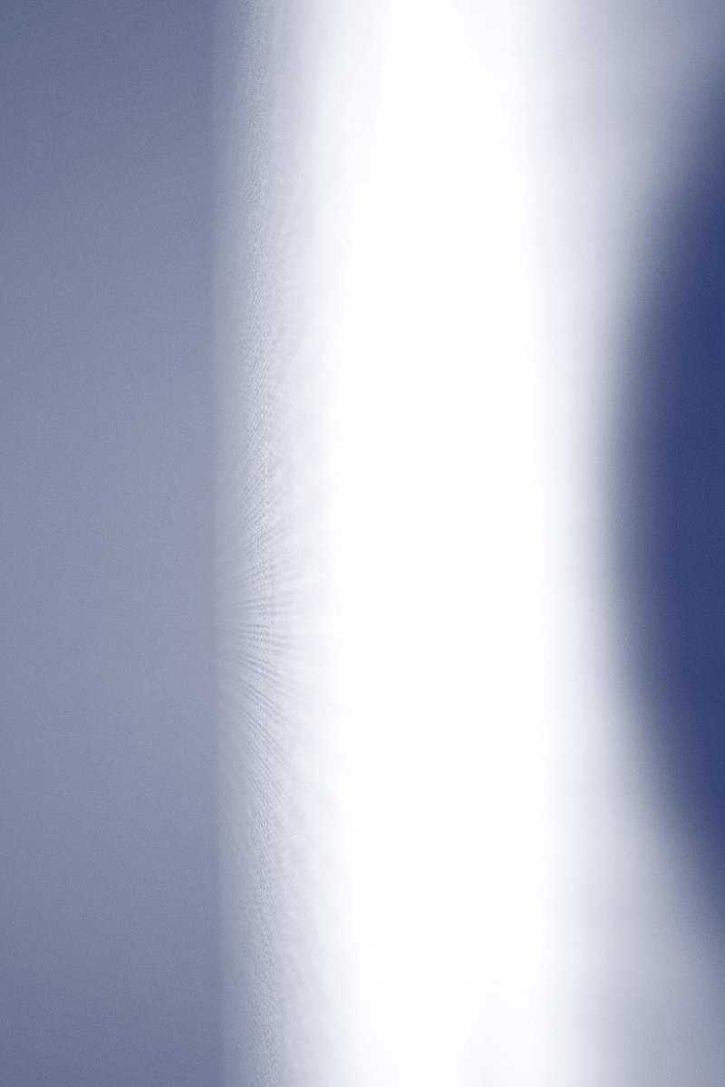 青モノクロ Canon 20D Canon 28-80mm F3.5-5.6 #ファインダー越しの私