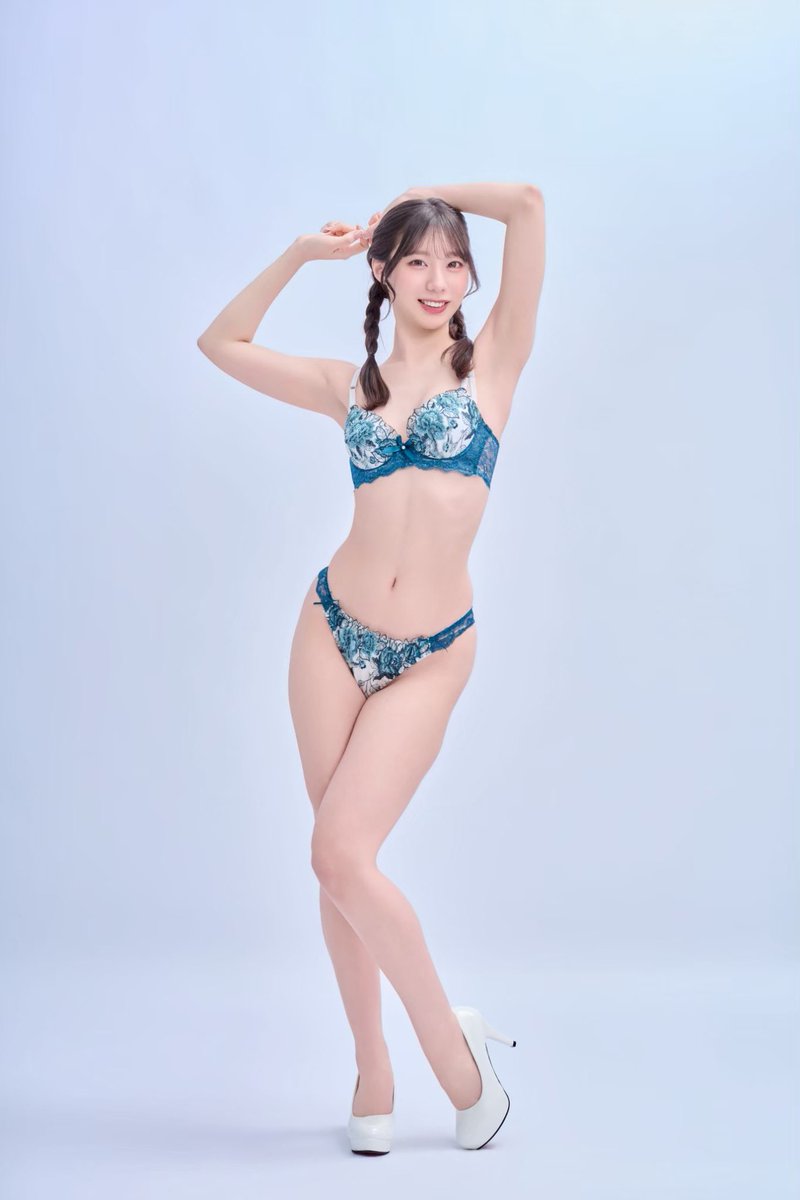 avwaygo's tweet photo. 星期五，AVWay見！

#三好佑香
#tre2026
#星期五盛大登場
#AVway攤位

Model @Miyoshi_style https://t.co/uawojb71oK