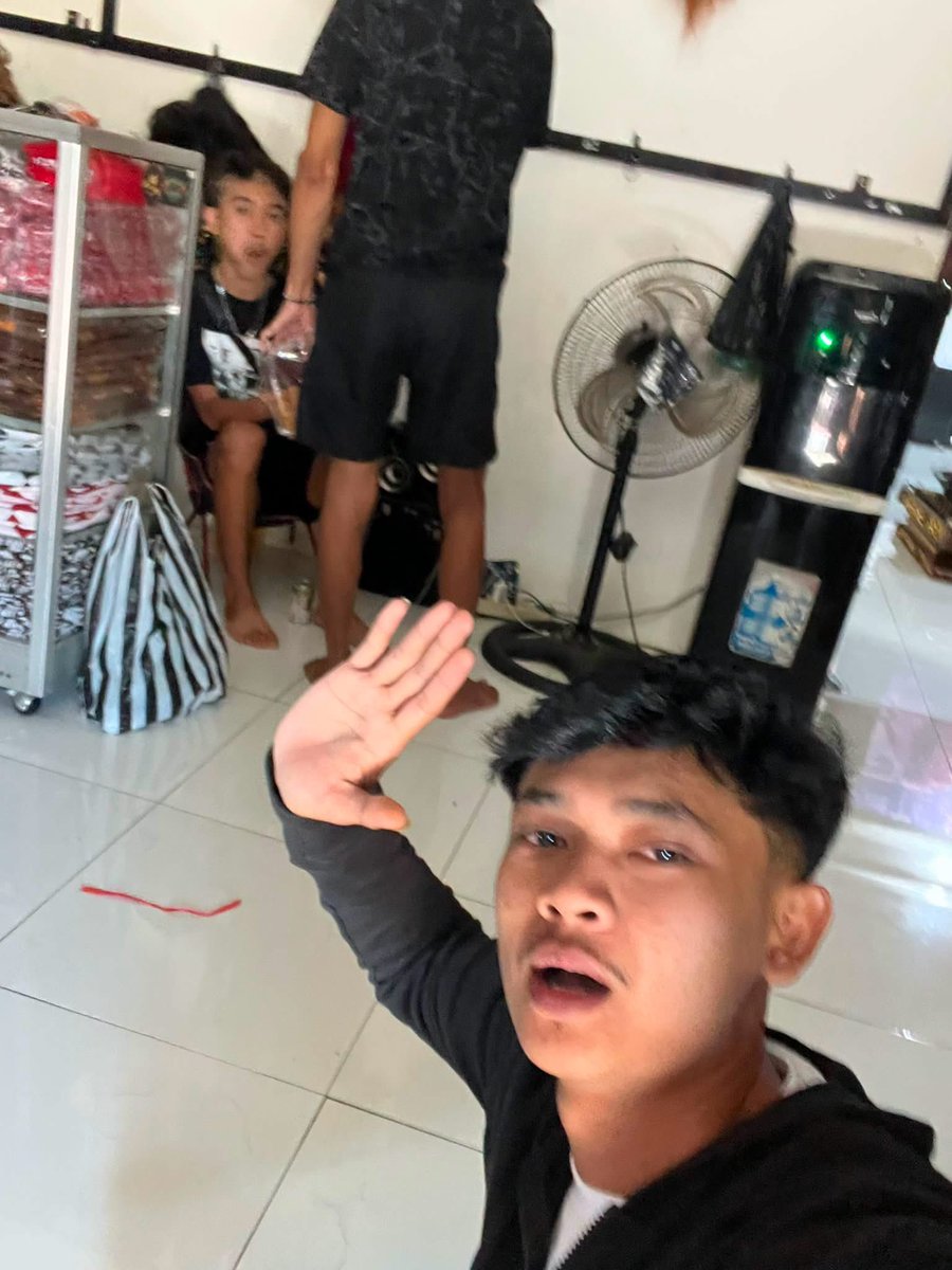 akunkonci's tweet photo. Update dari ir pak, ada miong nyempil 🤏🏻 https://t.co/Nc51z9ZGxB