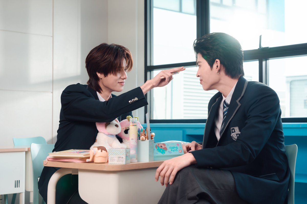 MoshiMoshiTH's tweet photo. ✨ ทาด้าาา~ ไอต้าวคนดื้อทั้งหลาย 💖🥰

พี่โมชิขอพาทุกคนมาแอบส่องภาพเบื้องหลังการถ่ายทำ Friend of Moshi Moshi กับ พี่ปอนด์ และ พี่ภูวินทร์ มาฝากกันน 📸✨

เป็นไงกันบ้างงง~ น่าร้ากส์ ช่ายมุ้ยยย 🫠💘✨

#WriteOurFirstLoveStory
#MoshiMoshixPondPhuwin
#FriendofMoshiMoshi
#MoshiMoshi #โมชิโมชิ
#PondPhuwin #폰푸