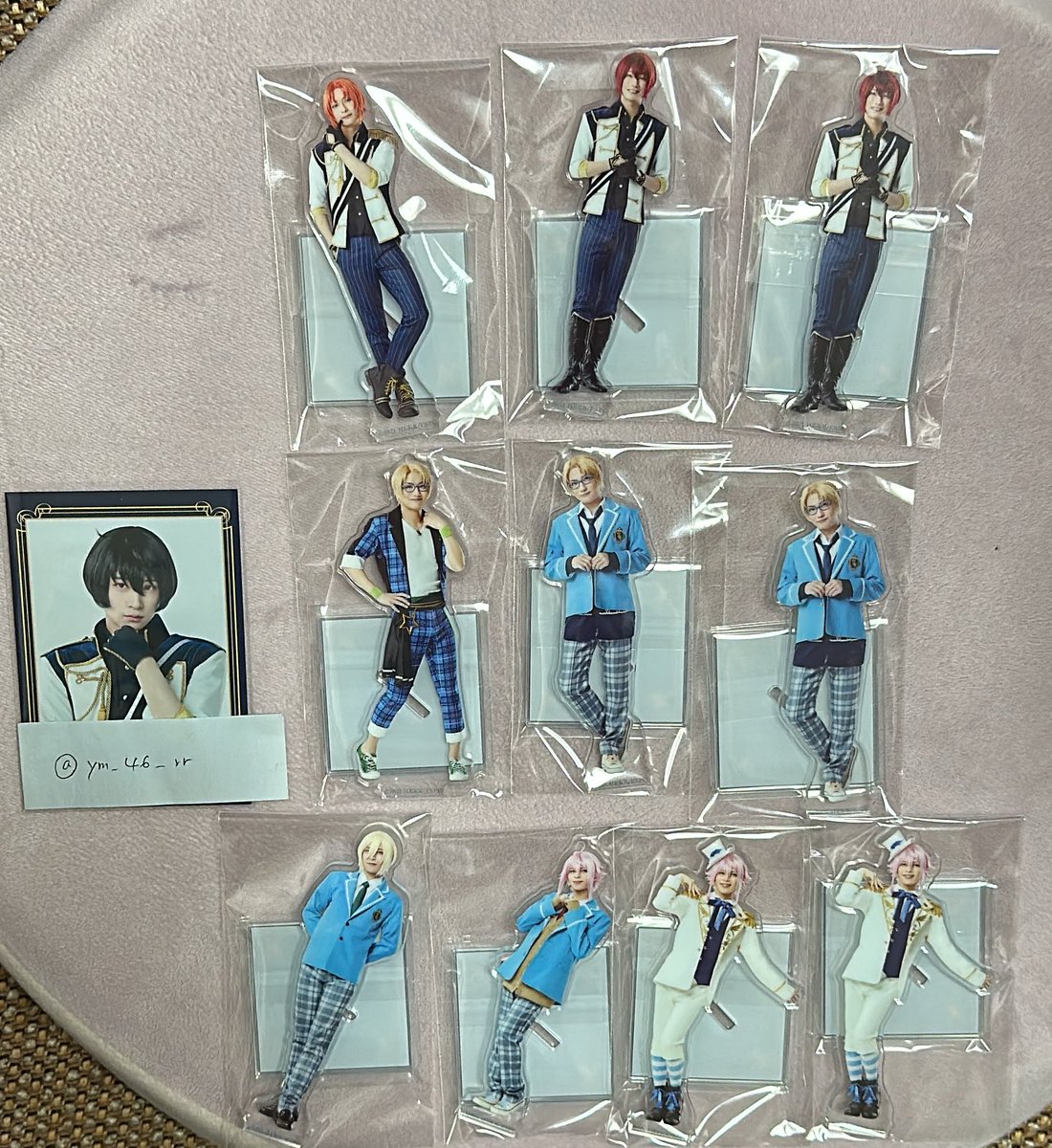 ym_46_rr's tweet photo. 【交換】あんステ Knights 返礼祭 レクイエム アクスタ　チェックメイト

【譲】
前作→嵐
今作→★レオ、★司、真、桃李、英智

【求】
前作→レオ、嵐
返礼祭→レオ、泉、嵐
ユニ衣装→泉、嵐

★はKnights交換のみ   今作⇆前作可

7/3マチネ前後現地、都内手渡し、郵送

宜しくお願い致します🙇‍♀️ https://t.co/FmcHsekMzP