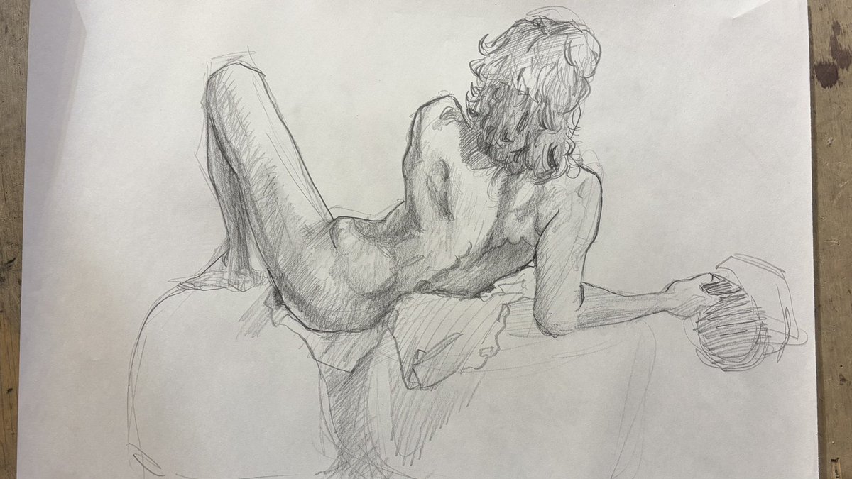 jixarts_'s tweet photo. went to figure drawing today.. which style do u like better?
#figureart #lifedrawing https://t.co/k5QLCXwz9o