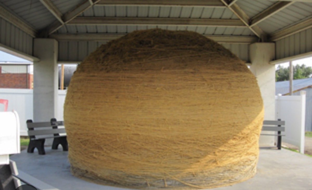 cookieburger's tweet photo. @w4jzc1919 @SilvieDahl @FreddyLA7 29,000 lbs  14ft in diameter https://t.co/HsLkk2FYjS