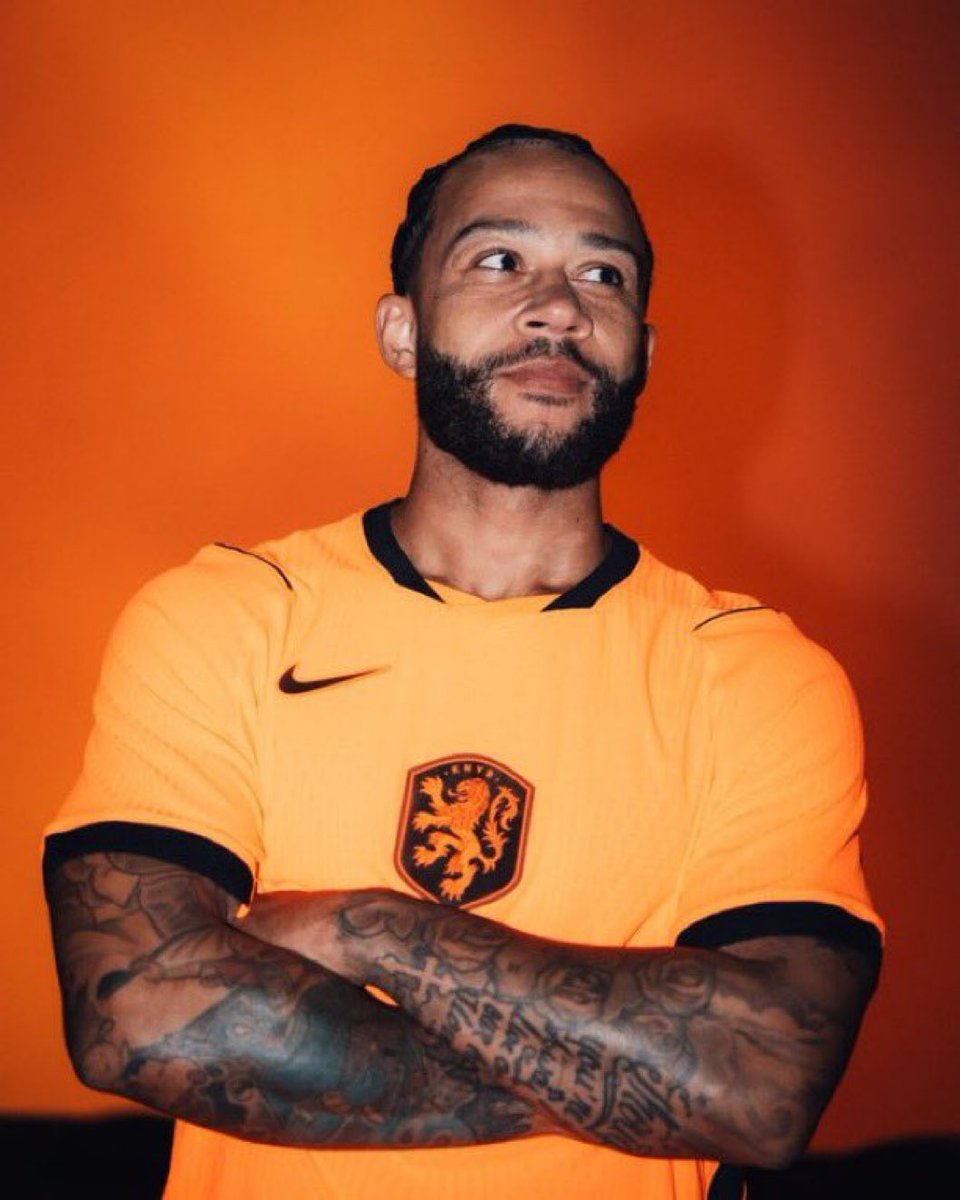 golsdobrasil1's tweet photo. 🚨🇳🇱 Memphis Depay não foi utilizado pela Seleção Holandesa nem com o jogo indo para a prorroga��ão. 

📸 Divulgação https://t.co/tdeoWMbrcM