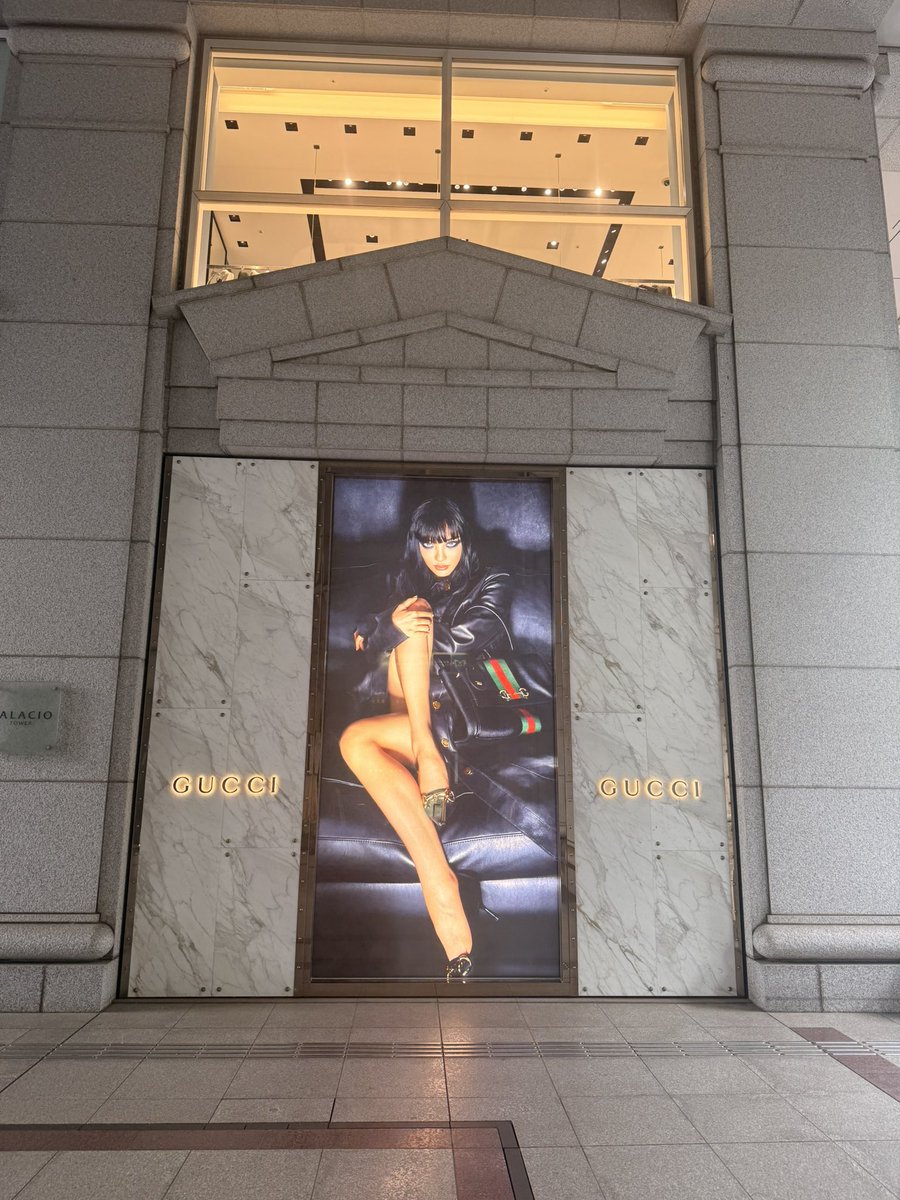 tr1pson__'s tweet photo. 表参道に用事があってきた https://t.co/QzooYXwWBJ