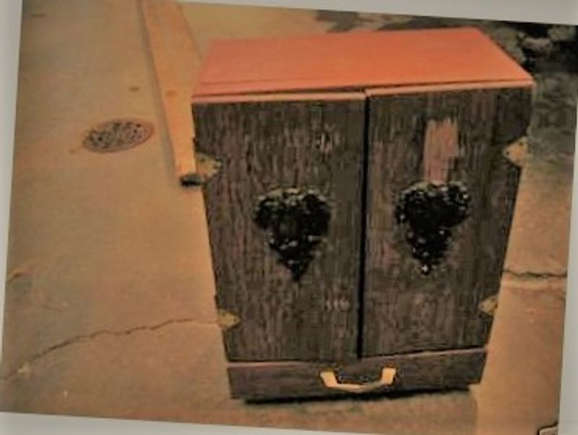HorrorNHaunted's tweet photo. #HauntedObjects that still terrify people today

https://t.co/c6xiMu8t8f https://t.co/GahXn2k19g