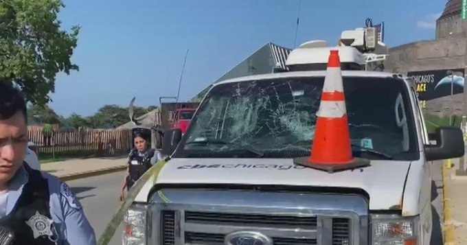 kgpnet's tweet photo. A CBS Chicago reporter and photographer were attacked by two men near Adler Planetarium during a shoot on Monday afternoon. https://t.co/tqJd3SoffJ