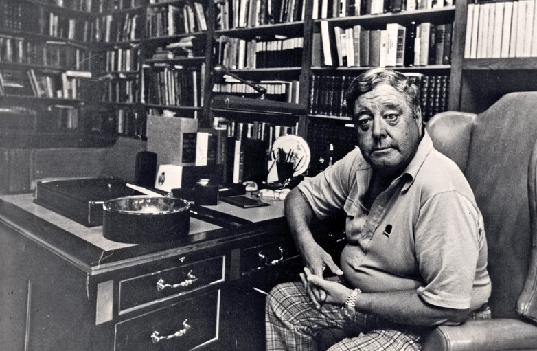 HorrorNHaunted's tweet photo. No Joke: #JackieGleason Was a Passionate #Paranormal Collector

https://t.co/iCTJYruZNN https://t.co/OxkFZdY6w4