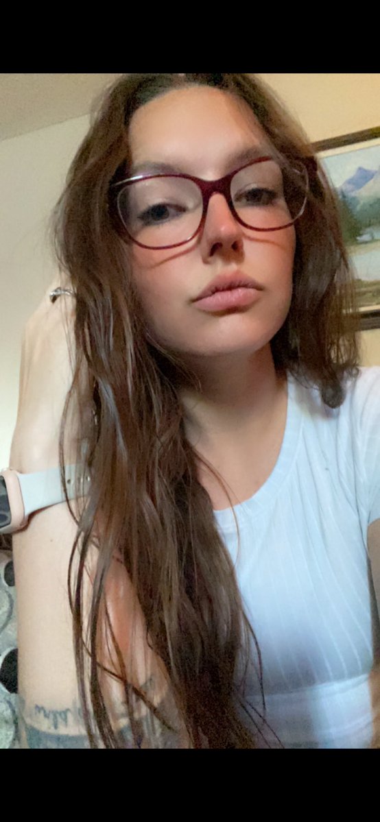 yourownerannie's tweet photo. Still online teasing and taking advantage of u losers.

Dm me for a FT or Snap session.

Humiliation , Sph , Joi , Cei , Footworship and Cuckolding.

#Findom #Femdom #Camsession #Paypig #Footsub #Cuck #Nsfw #Nsfwtwt #FuckUpayme https://t.co/8OoWgZFcss