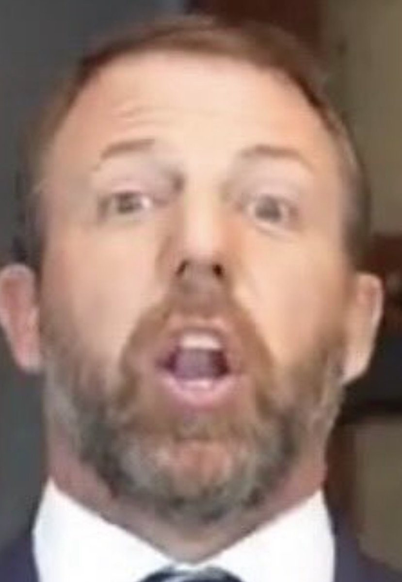 GoodBobBadBob's tweet photo. @BreannaMorello He’s still looking pretty stressed… https://t.co/CW01qOqIsM