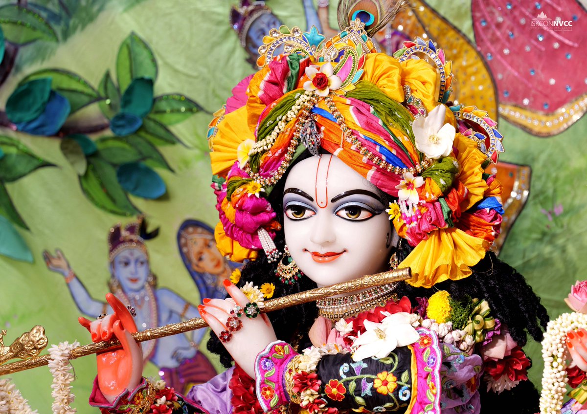 ISKCONPune's tweet photo. 🙏🏽𝐓𝐨𝐝𝐚𝐲'𝐬 𝐃𝐚𝐫𝐬𝐡𝐚𝐧 📿 🗓𝟑𝟎-𝟎𝟔-𝟐𝟎𝟐𝟔🙏
🌷𝐒𝐫𝐢 𝐒𝐫𝐢 𝐑𝐚𝐝𝐡𝐚 𝐕𝐫𝐢𝐧𝐝𝐚𝐯𝐚𝐧𝐜𝐡𝐚𝐧𝐝𝐫𝐚🌷
.
.
#ISKCON #ISKCONNVCC #ISKCONNVCCPune #ISKCONPune
#ISKCON #ISKCONNVCC #Viral
.
https://t.co/7l4nFBpojg https://t.co/g0icINgWTj