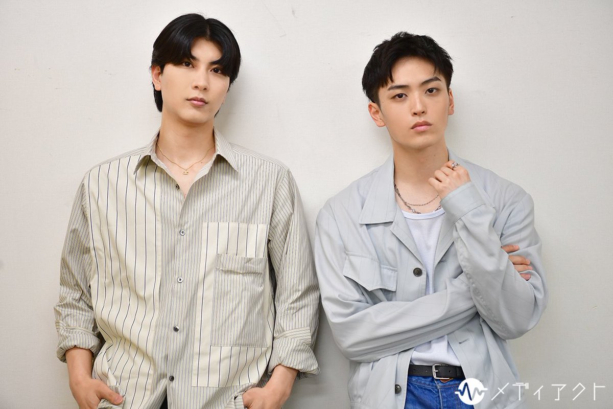 mediact_info's tweet photo. 【インタビュー】
「全身全霊でお届けします」寺田友哉＆速川大弥　
ミュージカル『テニスの王子様』4thシーズン 全国大会 青学（せいがく）vs立海 前編

写真12枚掲載！
https://t.co/HQ1SxliTcL
チェキプレゼント企画あり！
※詳細はリプライをご確認ください

#テニミュ #寺田友哉 #速川大弥 https://t.co/GuYy8VQmcl