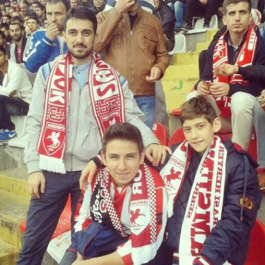 ertuozan's tweet photo. Sevgin ömürlük payidar.. #Samsunspor https://t.co/HQtl6JE3F4