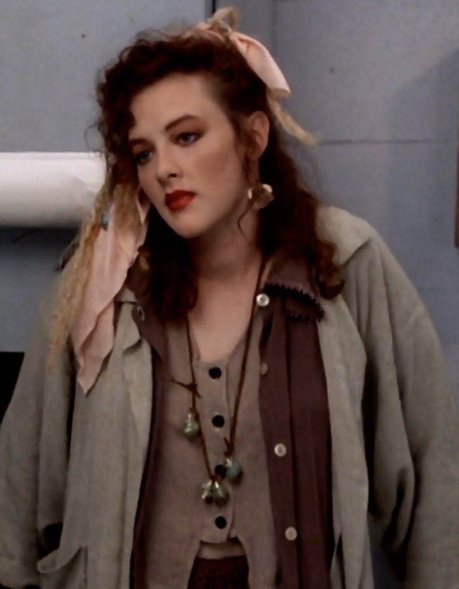 TheRegalQueen's tweet photo. The always beautiful #JoanCusack with her natural red curls in #AllNighter https://t.co/KKS0YC2Ybu