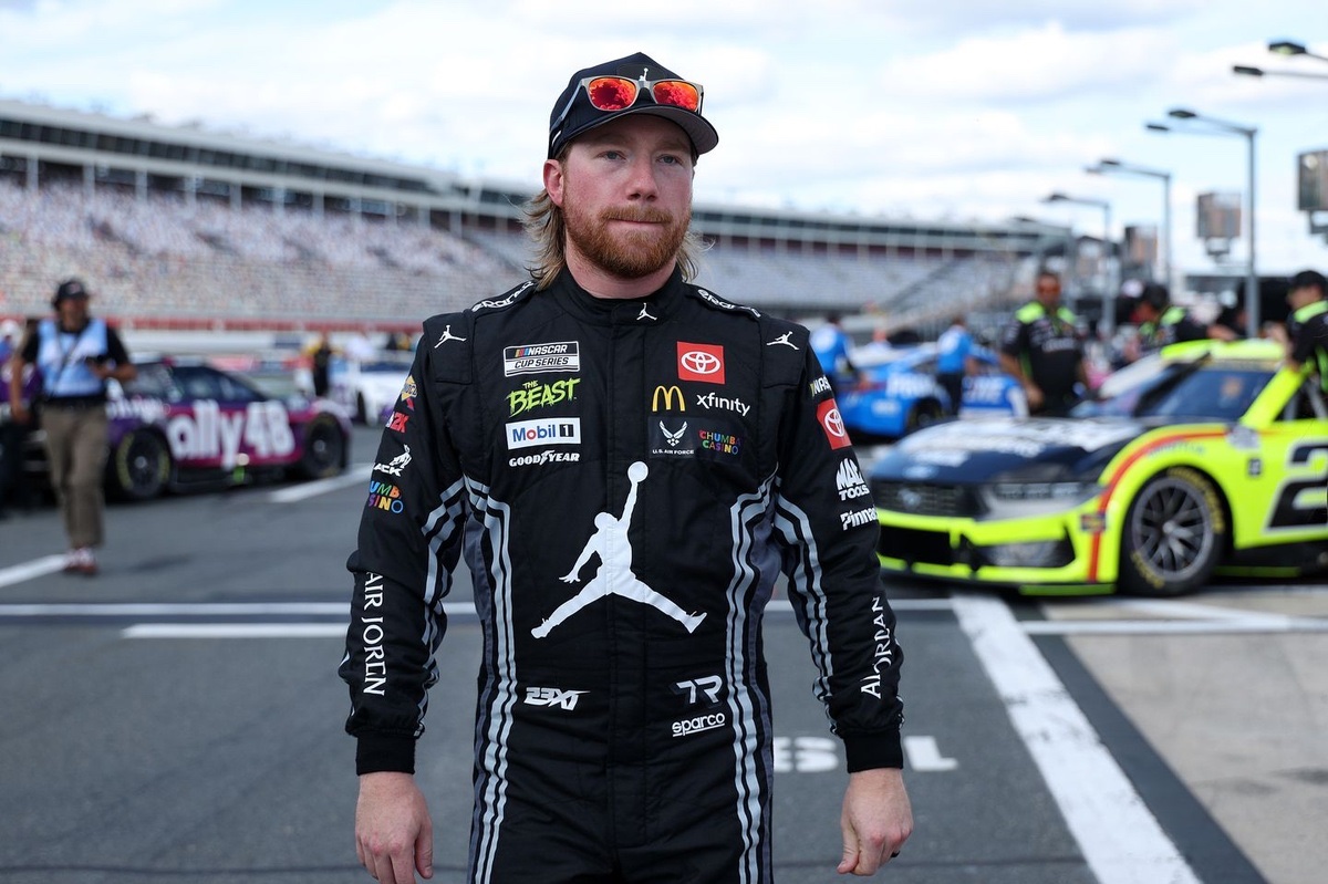 RacingTerritory's tweet photo. Drivers who have never started a Cup Series race at Chicagoland before:

Christopher Bell
Josh Berry
Chase Briscoe
Austin Cindric
Cole Custer
Todd Gilliland
Noah Gragson
Corey Heim
Riley Herbst
Austin Hill
Carson Hocevar
John Hunter Nemechek
Tyler Reddick
Zane Smith
Shane van Gisbergen
Cody Ware
Connor Zilisch