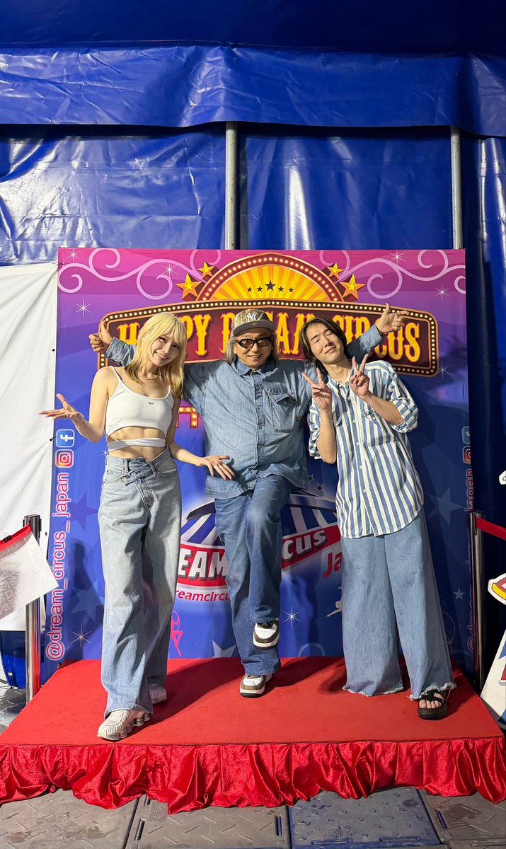 _edarooms's tweet photo. 6/20 ꕀ☆
niilu スペシャルミニライブ
ハッピードリームサーカス平塚公演
開幕をお祝いしてのミニライブをしました👑

お楽しみいただけましたでしょうか🐬

今回はスペシャルサポートゲストとして、キーボーディストの奈良部匠平さんをお迎えし、演奏させていただきました🎹🎶

あ〜楽しかった！！！ https://t.co/pMOeOAoQFQ