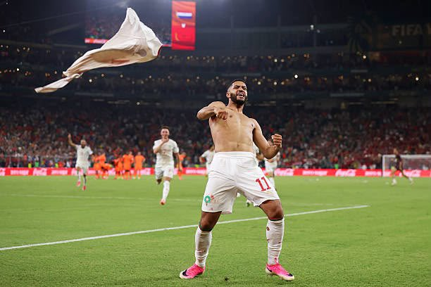 FullClipHQ's tweet photo. 🌍⚽️  📍🇲🇽

                             🇳🇱  (2) 1  -  1 (3) 🇲🇦

Morocco stuns Netherlands in penalty shootout after 1-1 draw. 

Issa Diop’s late header forces decider as Atlas Lions advance to Round of 16. 

To face winner of 🇳🇴 Norway vs 🇨🇮 Ivory Coast.⬇️

https://t.co/Y1SyypyS78