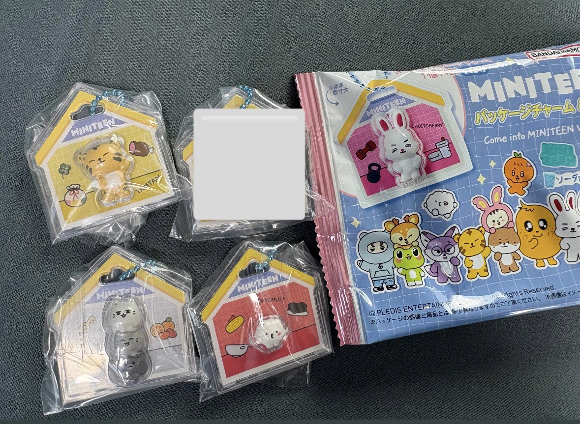 naruyounis's tweet photo. 【交換】SEVENTEEN セブチ MINITEEN ミニティーン パッケージチャーム&amp;グミ 

譲　ジュン　ホシ　ウジ
求　ミンギュ

郵便での交換
お気軽にお声掛けください https://t.co/ePsmxV2L5A