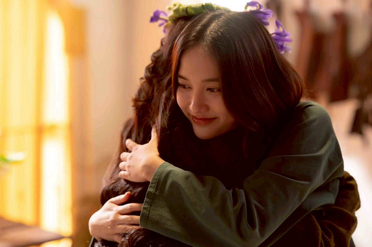 mywhitelilly_'s tweet photo. the proposal we’ve been waiting for all this time… 😭💍

#ฟรีนเบค #FreenBecky
#เสน่หาวาโย https://t.co/6WAVHKg7YZ