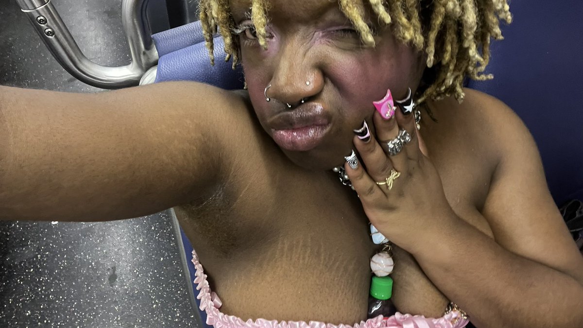 attythamutt's tweet photo. my level of sexy is unmatched !! https://t.co/3nA4XM8a9J