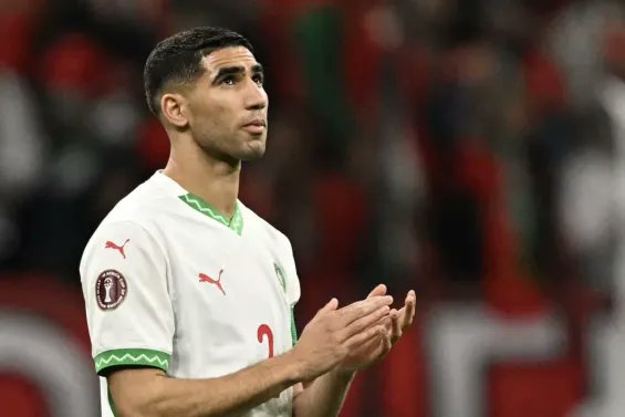 azmedia2's tweet photo. أكبر ثقبة ف المنتخب 👇 ضياعنا ف جوج بيوت 😟 و ضيااع بيلانتي 😟 https://t.co/mFwgPbBsPx