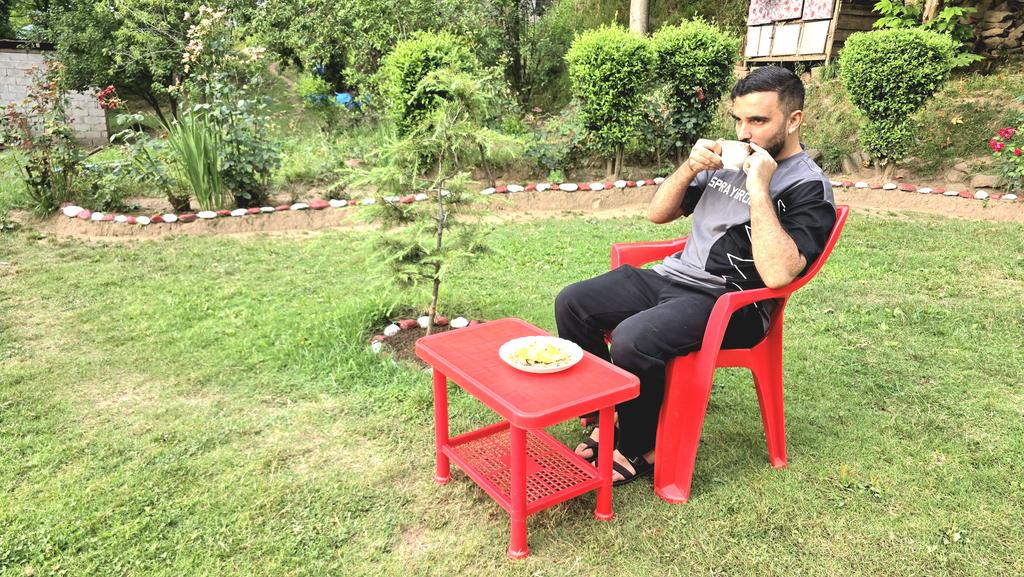 GraphyShamu's tweet photo. #Nature #Homesweethom Home is where nature smiles—my beautiful Kashmir https://t.co/U9dudhBIgC