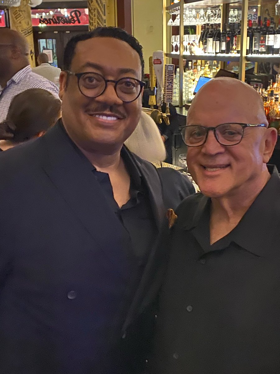 DeanRichards's tweet photo. You MUST see the @GoodmanTheatre’s #iceboy!! So funny, so well performed, so well written with a @MelBrooks - All About Eve vibe.
And so nice to catch up w stars @MeganMullally , @Nick_Offerman and @cedricYarbrough at the cast party after the show. https://t.co/K653pXsU8H