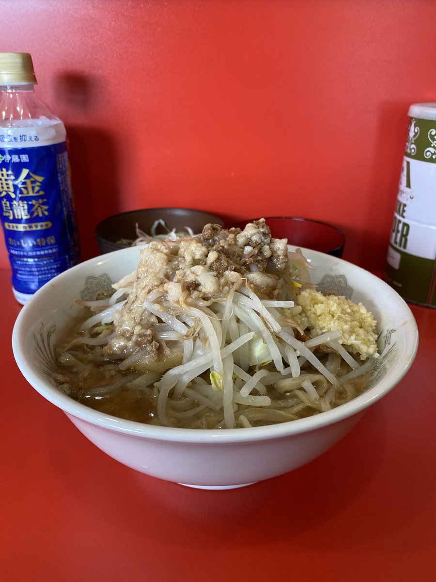 uechan_GA's tweet photo. 遂に来れた朝倉街道駅前店。
福岡引っ越し後もこんなに美味い二郎食えるなんて幸せ。

#ラーメン二郎朝倉街道駅前店 https://t.co/ebfJP1GWOt
