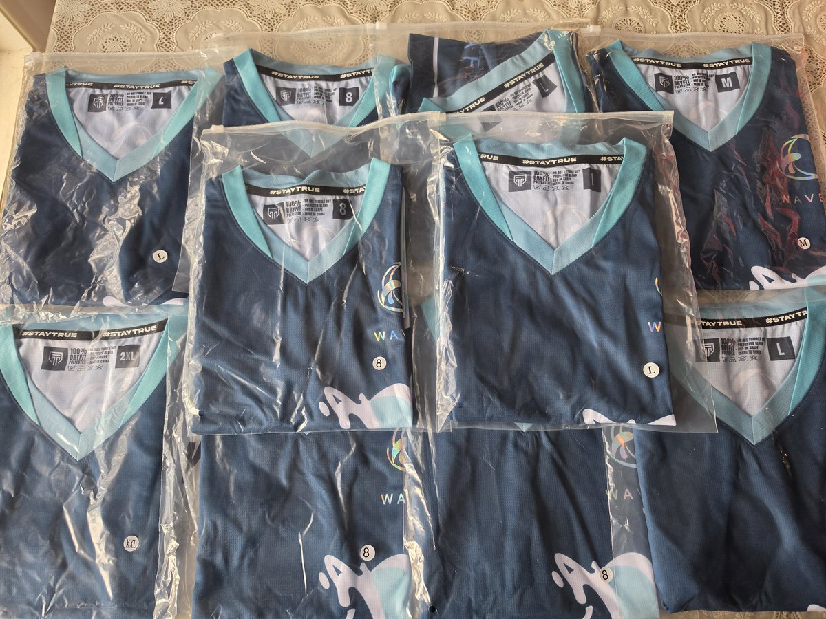 tjbruce17594's tweet photo. There's an odd one out, can you spot it? 👀

It's full steam ahead for the Wave team as preparations continue for the Valorant tournament at Smash! https://t.co/Ha6orRbdEK