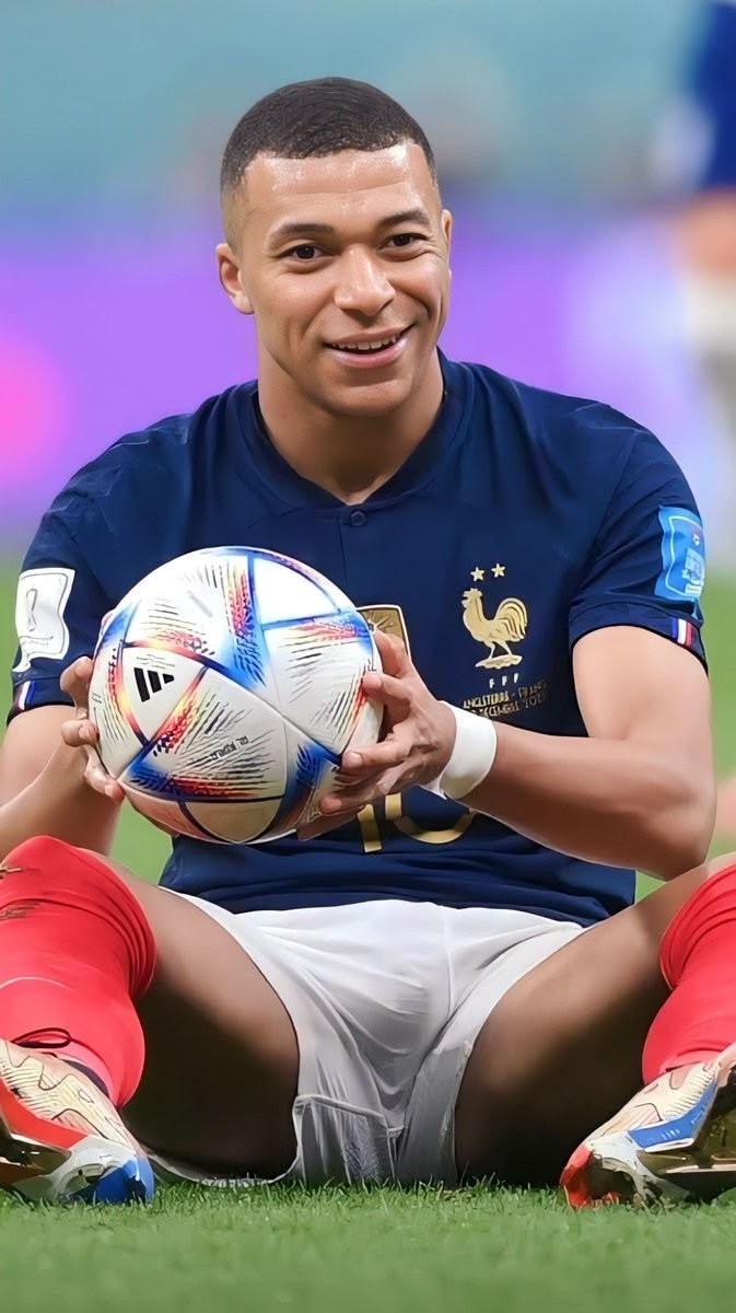 volumenoshort's tweet photo. Ele oferecendo a bola dele pra você segurar. 👀 https://t.co/XWu7o4pEv8