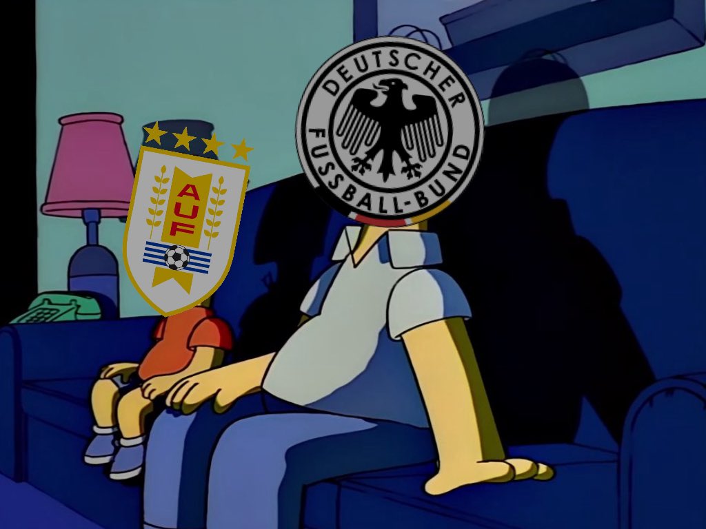 SoySimpsonito's tweet photo. Uruguay y Alemania:  “Ven, Países Bajos, hay lugar para uno más…” https://t.co/f0Sl4EXPO3