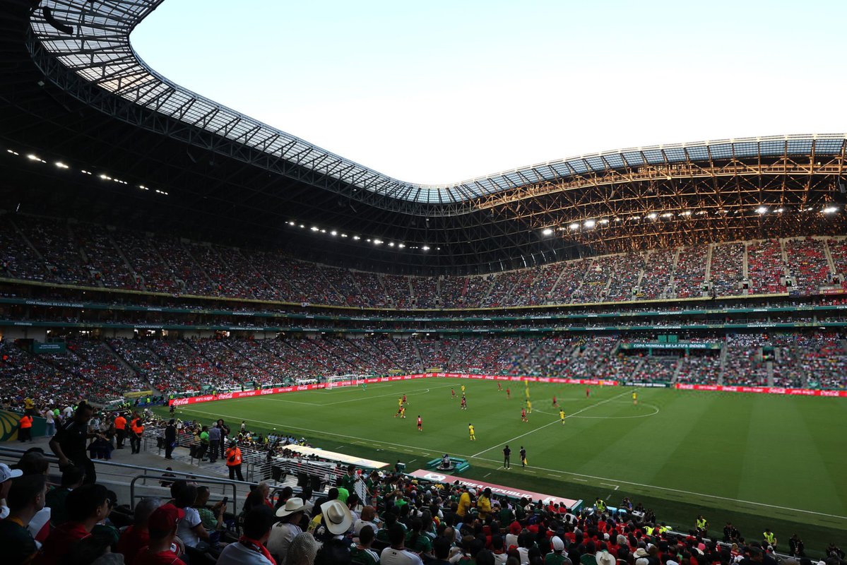 BlueCFM_'s tweet photo. El mundial 2026 para Monterrey fue una locura, agradecido de haber vivido esta experiencia en nuestra tierra.

Que el mundo sepa que en México se desayuna, come y cena futbol. 🇲🇽🔥 https://t.co/onT6eoXCy8