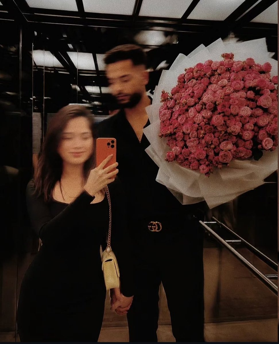 Dank_Bharat's tweet photo. I Love When HOT People Date each other!🌸

#ElvishYadav #ElvishArmy #JannatZubair #Janvish https://t.co/7ApF75vl9s