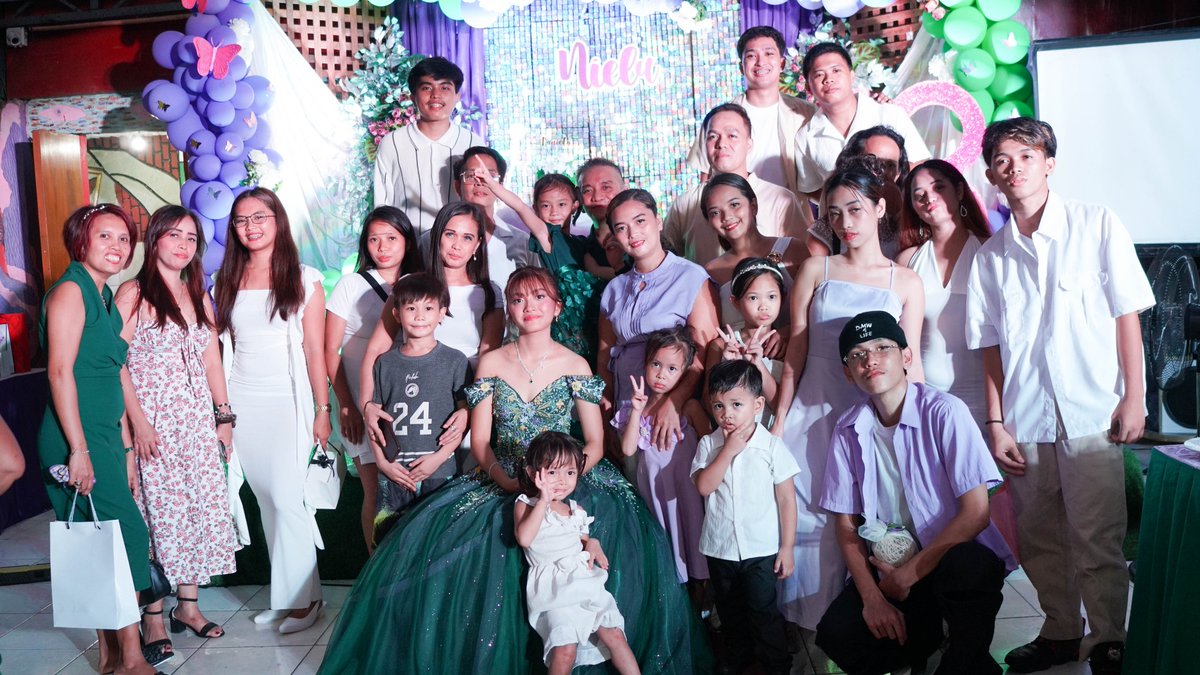prttyjoyx's tweet photo. Toyo Fam https://t.co/3nRzAiytVh