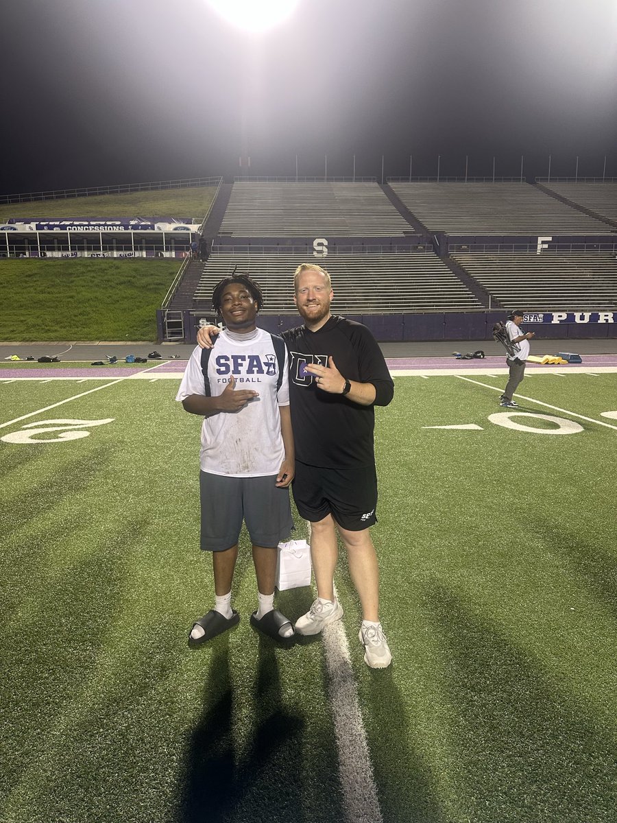 2famouswillie2's tweet photo. Had a great camp today @SFA_Football 

@coachjsam @CoachJMartin56 @CoachCarthel @CoachXG @SFACoachGraf @CoachPeterGray https://t.co/k4UbpqVDPy
